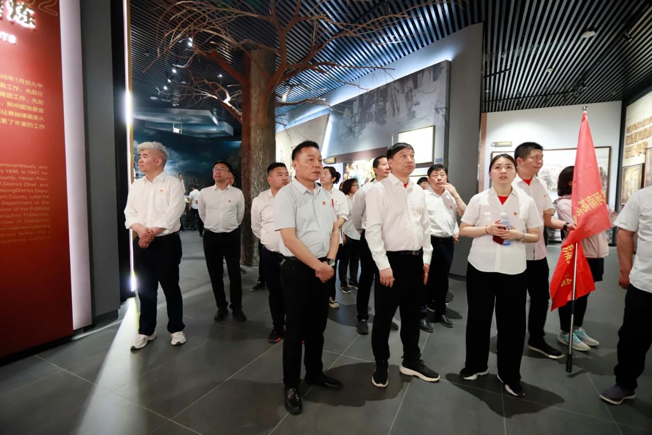砥礪初心使命，汲取奮進(jìn)力量丨花花牛乳業(yè)集團(tuán)黨委組織開展學(xué)習(xí)“焦裕祿精神”主題黨日活動(dòng)