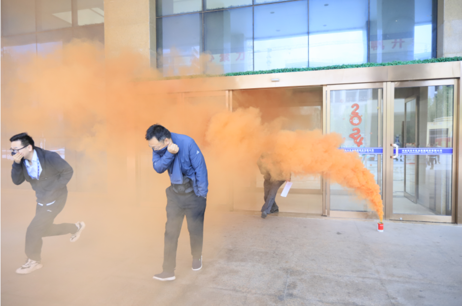 增強消防意識，筑牢安全底線丨花花牛乳業(yè)集團組織消防應急演練