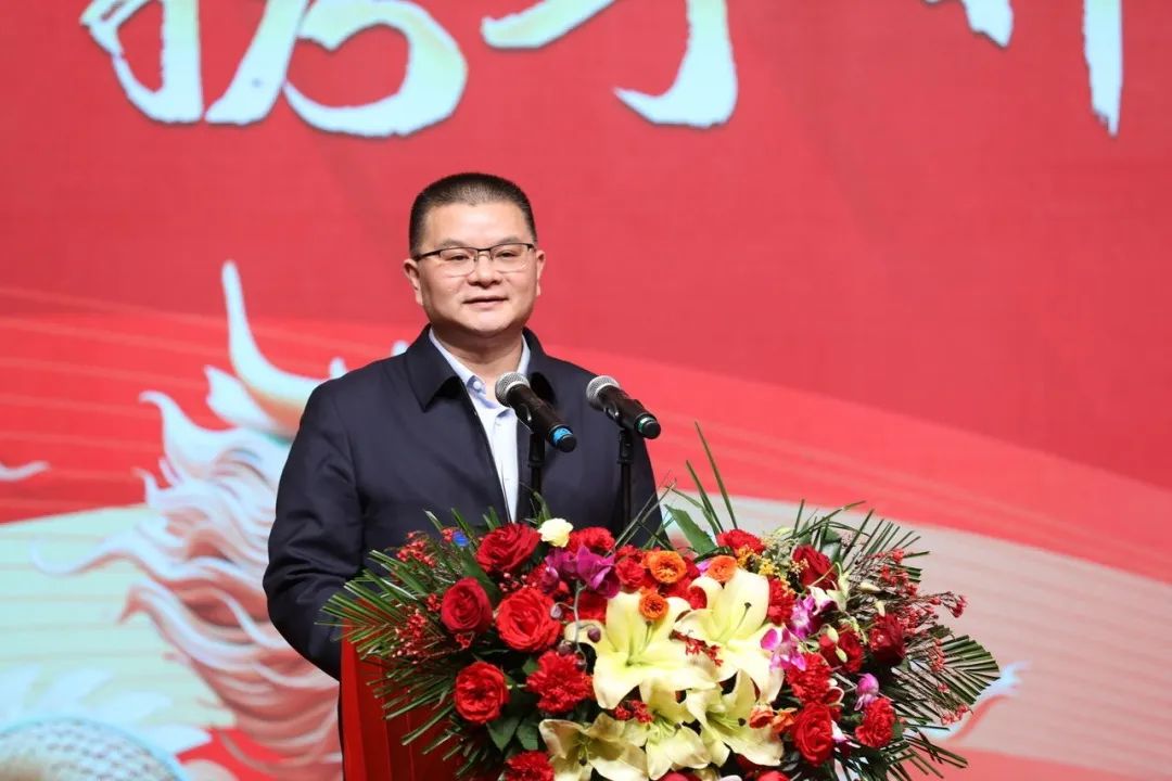 花花牛乳業(yè)30周年暨2024年客戶大會(huì)圓滿召開！