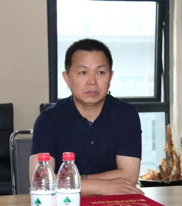 愛心奶情系學(xué)子，公益情溫暖人心—河南花花牛乳業(yè)集團助力基金會“圓夢計劃?一杯奶”公益項目，愛心捐贈善款50萬元！